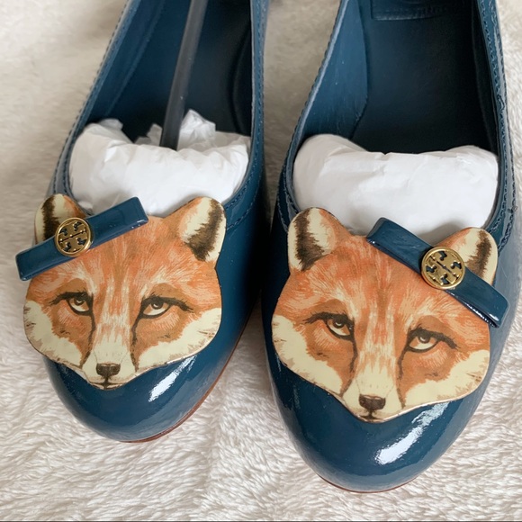 NIB Tory Burch Patent Leather Fox 🦊 Front Flats Blue 36 - Picture 2 of 7